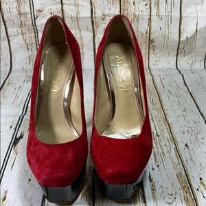 ALDO Suede Red Beige heels Sz. 5